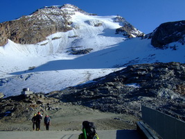 Der erste Blick von der Bergstation Punta Indren