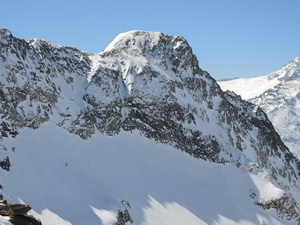 Der Gipfelanstieg auf den Corn da Camp, zwei Tage später, der ganze Pulverschnee ist verblasen