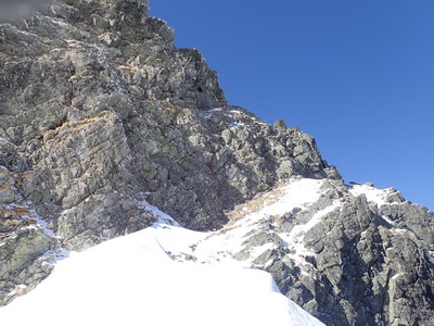 Hier würde der Weiterweg über den Gamskögel-Grat führen, nach der Querung aufsteigen, Kletterschwierigkeit 2+